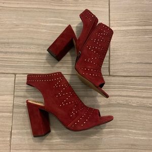 Vince Camuto Winelta Heel